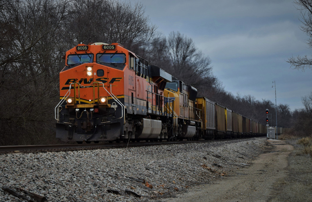 BNSF 6005 West 